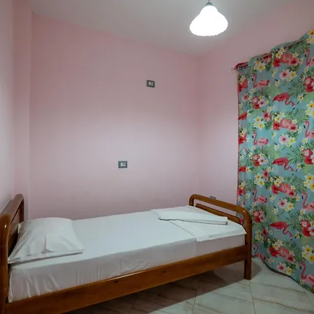 Genti Apartment